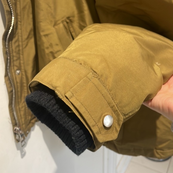 Zara Olive Green Winter Coat with Faux Fur Lining- Size Medium - Picture 5 of 8